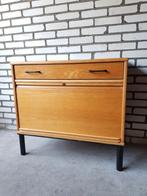 Mooie retro vintage roldeur kast, Huis en Inrichting, Ophalen, Gebruikt, 25 tot 50 cm