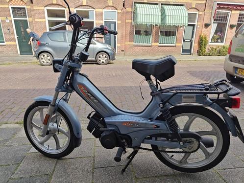 Tomos snorfiets S25, grijs., Fietsen en Brommers, Brommers | Tomos, Zo goed als nieuw, Overige modellen, Maximaal 25 km/u, Ophalen