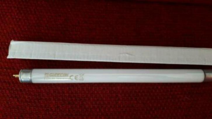 TL lamp . gleecon f6t5/bl368 rohs, Huis en Inrichting, Lampen | Losse lampen, Nieuw, Overige typen, Minder dan 30 watt, Overige fittingen