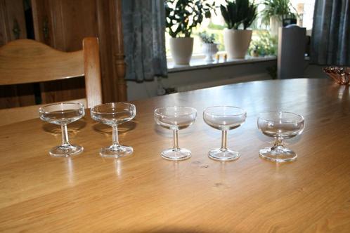 5 aparte glaasjes, Verzamelen, Glas en Borrelglaasjes, Nieuw, Overige typen, Ophalen of Verzenden