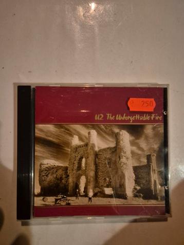 U2 (2) - The unforgettable fire. Cd. 1984 beschikbaar voor biedingen