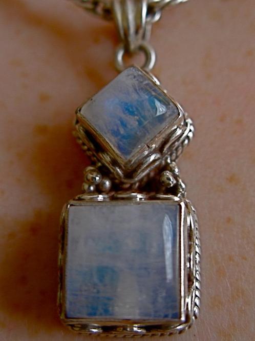 Zilveren 925 zilver kettinghanger wit labradoriet maansteen, Sieraden, Tassen en Uiterlijk, Kettinghangers, Nieuw, Zilver, Overige kleuren