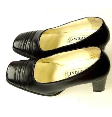 Luxe Zwarte schoenen, hak 6 cm, maat 37-38