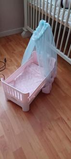 Poppenbedje met hemeltje, Ophalen, Zo goed als nieuw, Babypop