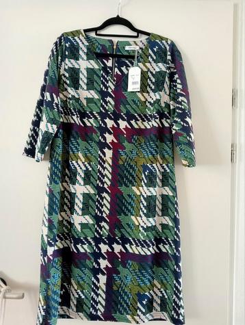 Nieuwe Paprika damesjurk, maat 44 met prijskaartje beschikbaar voor biedingen