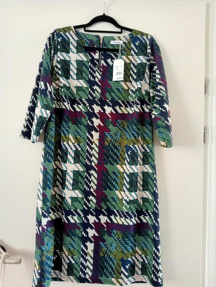 Nieuwe Paprika damesjurk, maat 44 met prijskaartje, Kleding | Dames, Jurken, Nieuw, Maat 42/44 (L), Overige kleuren, Onder de knie