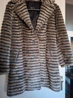 Mooie warme jas grijs bruin bontachtig, Kleding | Dames, Jassen | Winter, Ophalen, Zo goed als nieuw, Grijs