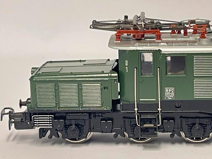 * Märklin/Hamo 3322/8335 * KROKODIL * GELIJKSTROOM *, Hobby en Vrije tijd, Modeltreinen | H0, Zo goed als nieuw, Locomotief, Gelijkstroom