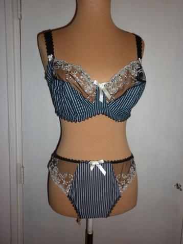 Bh-setje 75F string maat XL merk : Fantasie beschikbaar voor biedingen