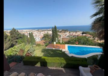 Benalmadena Pueblo townhouse te huur augustus  beschikbaar voor biedingen