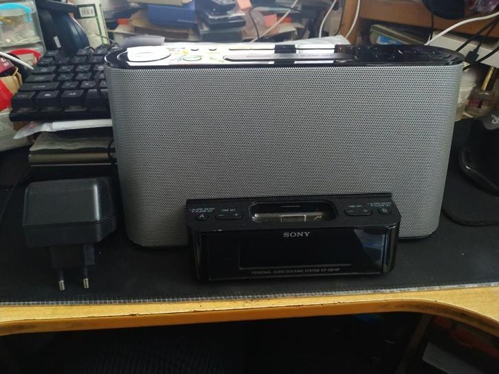 Sony ICF-DS11iP Klokradio met iPod-dock, Audio, Tv en Foto, Radio's, Gebruikt, Radio, Ophalen of Verzenden