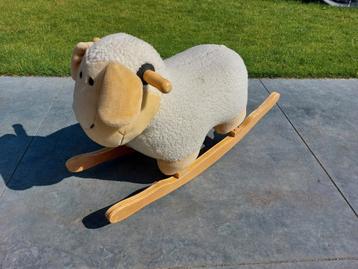Hobbel schaap beschikbaar voor biedingen