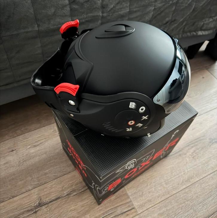 Splinternieuwe Roof Boxer V8 Alpha helm, Fietsen en Brommers, Brommerhelmen, Nieuw, Ophalen of Verzenden