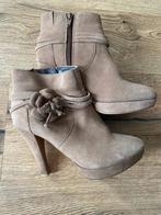 Laarsjes Invito maat 38, Bruin, Ophalen of Verzenden, Schoenen met hoge hakken, Invito