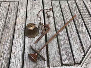 Antieke trek deurbel. beschikbaar voor biedingen