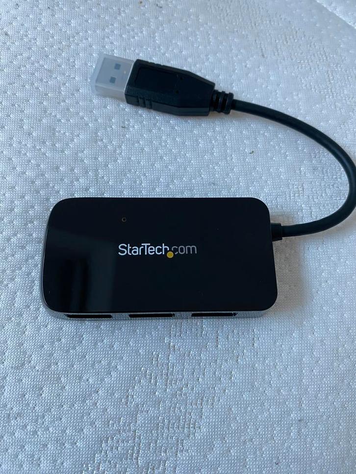StarTech 4-Poorts USB 3.0 Hub – Nieuw in verpakking, Computers en Software, Dockingstations, Zo goed als nieuw, Ophalen of Verzenden