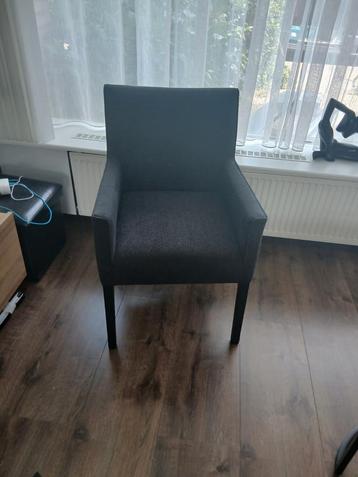 €25.Een hele fijne stevige stoel als nieuw! beschikbaar voor biedingen