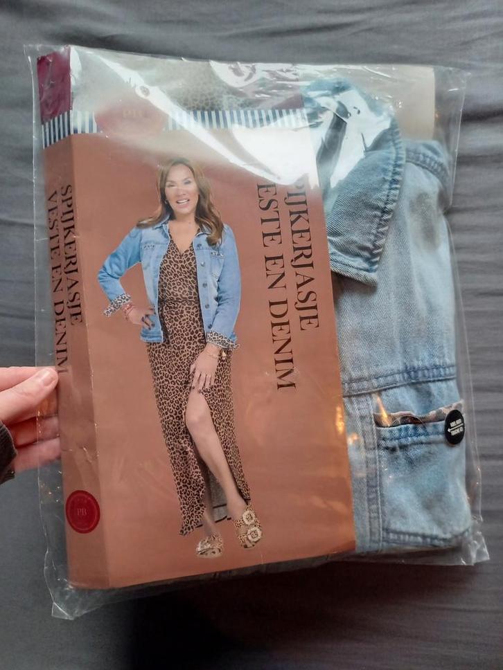 Spijkerjas patty brard denim en panterprint maat L, Kleding | Dames, Jasjes, Kostuums en Pakken, Zo goed als nieuw, Maat 38/40 (M)