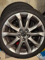 Originele Mazda velgen 18 inch – lichtmetaal – met banden, Auto-onderdelen, Banden en Velgen, Overig, 18 inch, 215 mm, Velg(en)