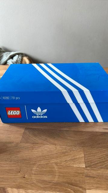 Lego 10282, Adidas Superstar beschikbaar voor biedingen