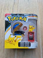 Pokemon pikachu + Quick ball, Ophalen of Verzenden, Zo goed als nieuw