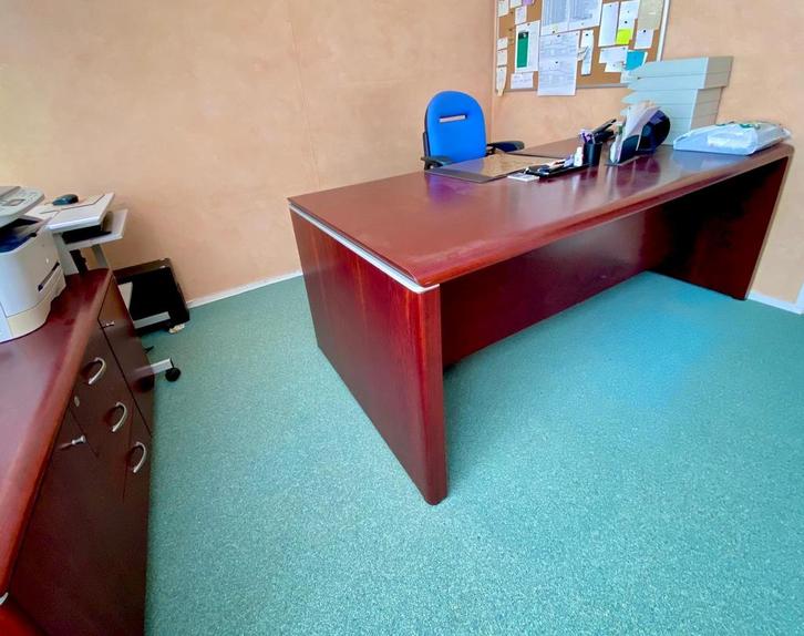 Bureaucombinatie met kasten - Rood, Huis en Inrichting, Complete inboedels, Ophalen