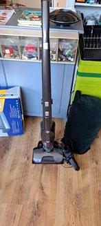 Quigg Steelstofzuiger 2 in 1 met Kruimeldief, Ophalen, Gebruikt, Kruimeldief, Minder dan 1200 watt