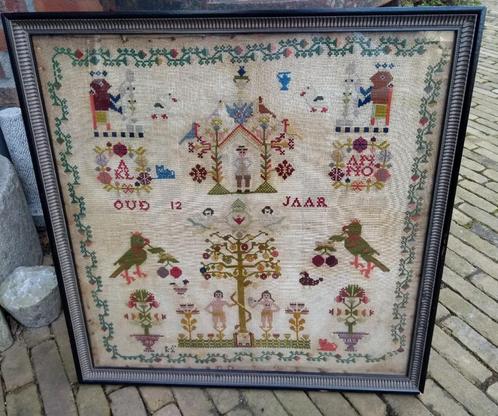 Antieke Nederlandse MERKLAP SAMPLER 1850 Adam & Eva In lijst, Antiek en Kunst, Antiek | Kleden en Textiel, Ophalen of Verzenden