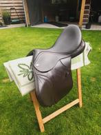 Thorowgood T8 veelzijdigheidszadel 17.5 inch, Dieren en Toebehoren, Paarden en Pony's | Zadels, Ophalen of Verzenden, Zo goed als nieuw