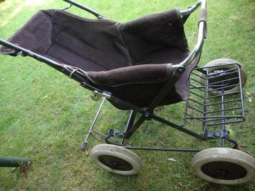 retro vintage wandelwagen kinderwagen / buggy jaren 70 / 80 beschikbaar voor biedingen