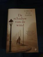 De Schaduw van de Wind - Carlos Ruiz Zafon, Boeken, Romans, Gelezen, Ophalen of Verzenden, Nederland
