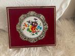 Vintage bewaarblik bloemen velvet, Verzamelen, Blikken, Ophalen of Verzenden, Gebruikt, Overige, Overige merken