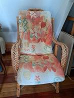 Rieten stoel fauteuil. Met kussen, Huis en Inrichting, Fauteuils, Ophalen, Gebruikt