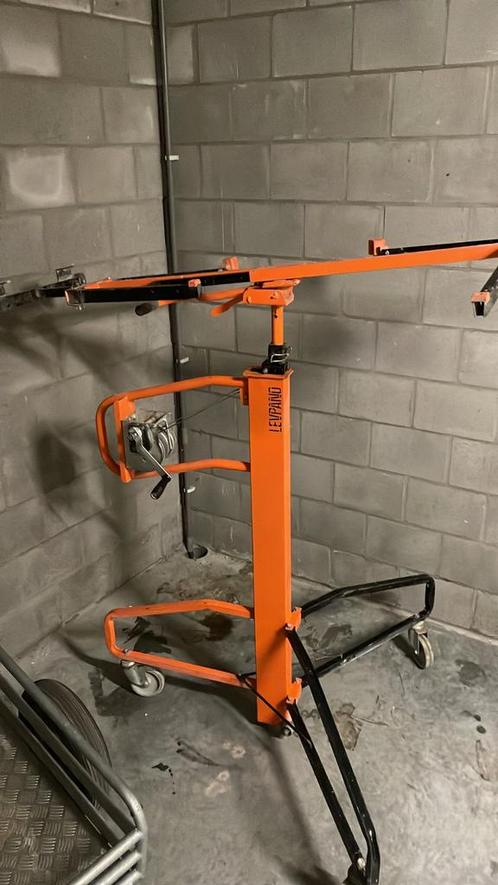 Te huur: Gipsplatenlift Levpano – plafondlift, Doe-het-zelf en Verbouw, Lieren en Takels, Zo goed als nieuw, Ophalen