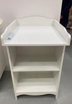Te koop Commode/boekenkast, wit van IKEA, Kinderen en Baby's, Kinderkamer | Commodes en Kasten, Ophalen of Verzenden, Zo goed als nieuw