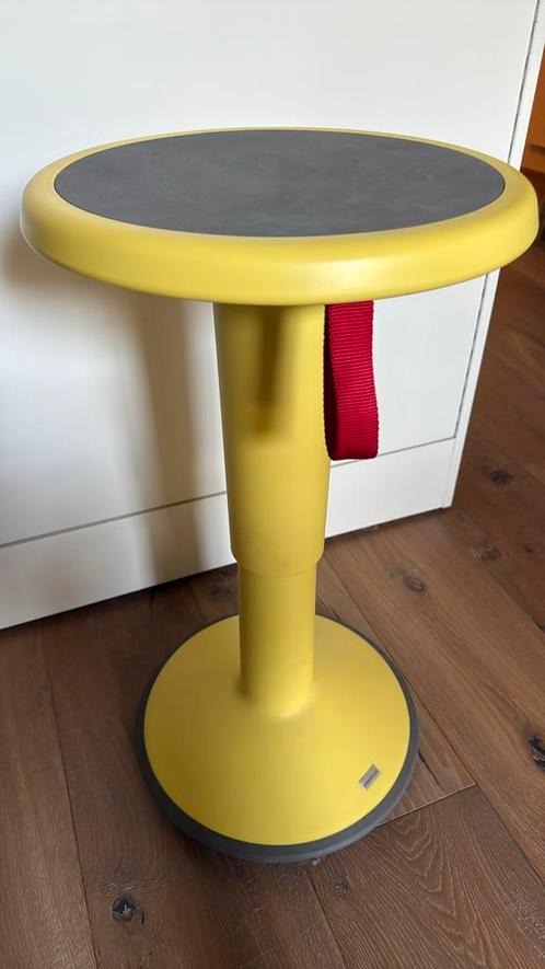 Interstuhl UP kruk, Huis en Inrichting, Krukjes, Zo goed als nieuw, Kunststof, Ophalen of Verzenden