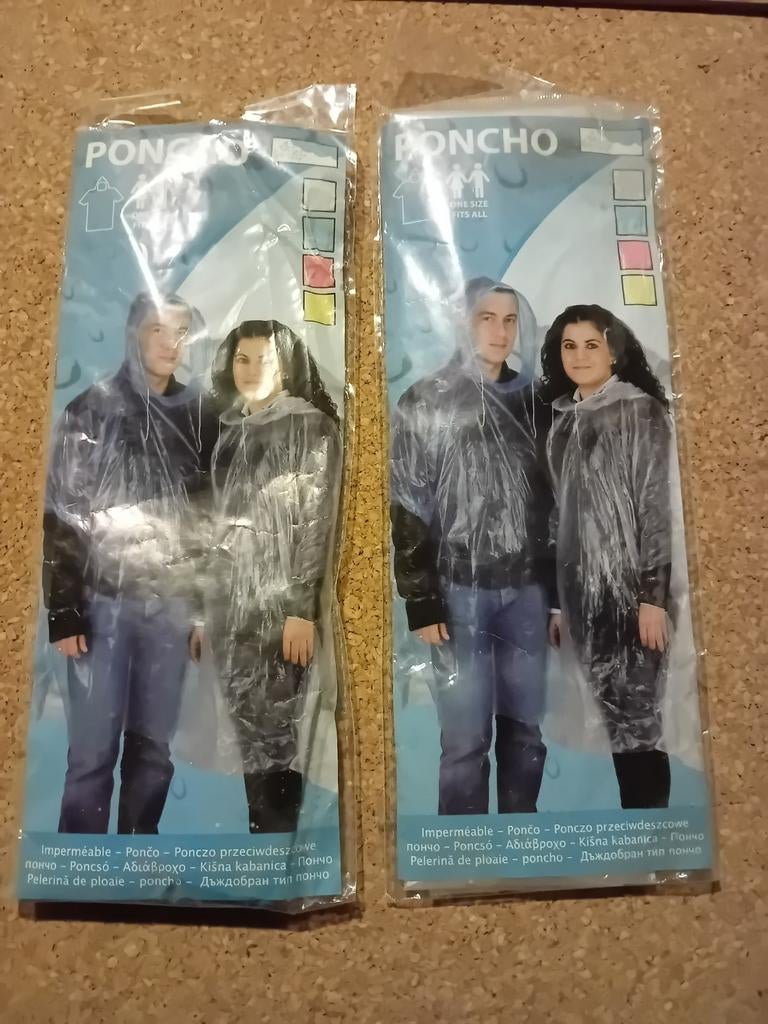 NIEUW 2 poncho s, Ophalen, Nieuw