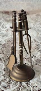 Miniatuur Haardstel - 10 cm hoog, Ophalen of Verzenden, Gebruikt, Poppenhuis