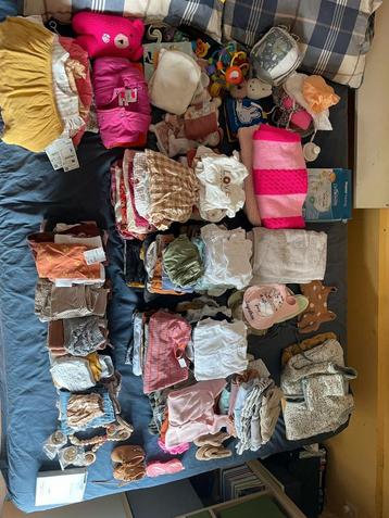 Complete baby-uitzet – ruim 200 stuks veel 50 t/m 68 beschikbaar voor biedingen