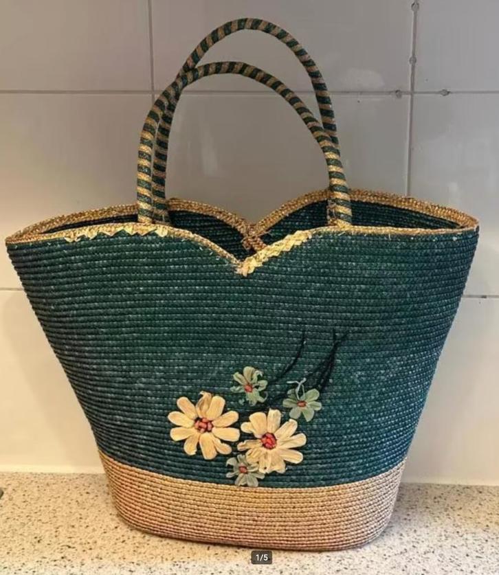 PRACHTIGE VINTAGE BOODSCHAPPENTAS van natuurlijk materiaal, Sieraden, Tassen en Uiterlijk, Tassen | Damestassen, Zo goed als nieuw