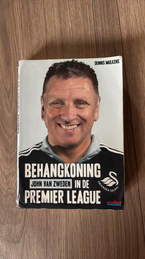 Dennis Mulkens - John van Zweden, Boeken, Biografieën, Zo goed als nieuw, Sport, Ophalen of Verzenden