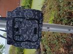 Te koop.Dames fietstas met haken ., Ophalen of Verzenden, Gebruikt, 30 cm of meer, Minder dan 35 cm