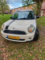 Mini cooper one  (r56) 1.4 95 pk Wit, Auto's, Voorwielaandrijving, Euro 5, Stof, Zwart