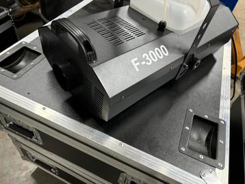 Rookmachine 3000watt inclusief flightcase beschikbaar voor biedingen