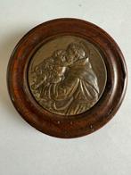 Antieke Religieuze Medaille in Houten Frame, Ophalen