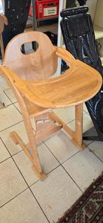 Mooie kinderstoel mee groei stoel, Ophalen, Zo goed als nieuw, Meegroeistoel
