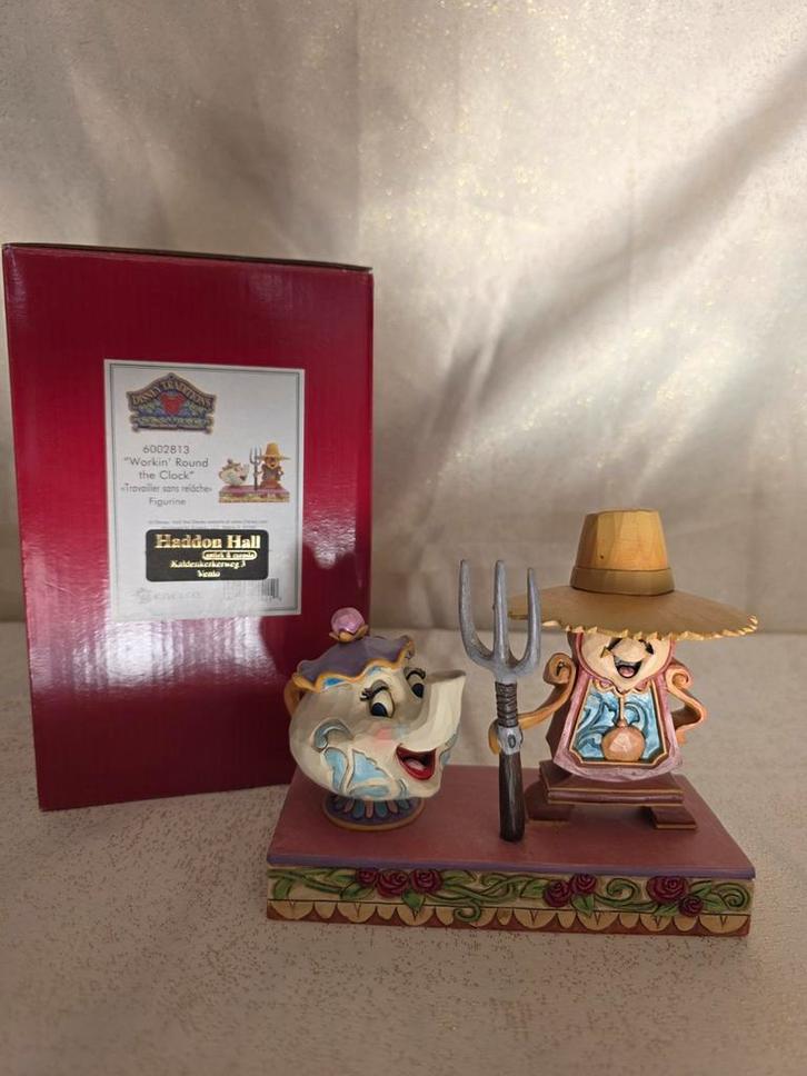 Disney Traditions Workin' Round the Clock, Verzamelen, Disney, Zo goed als nieuw, Beeldje of Figuurtje, Overige figuren, Ophalen of Verzenden