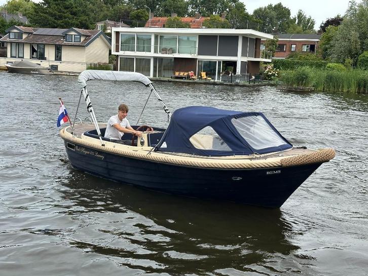 Oud Huijzer 575 met 15PK Suzuki motor | Direct leverbaar, Watersport en Boten, Sloepen, Gebruikt, 10 tot 30 pk, 3 tot 6 meter