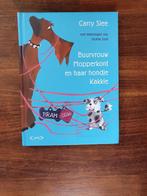 Buurvrouw Mopperkont en haar hondje Kakkie van Carry Slee, Boeken, Ophalen of Verzenden, Zo goed als nieuw