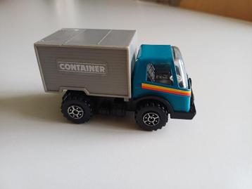 Vintage tonka vrachtwagen in gebruikt staat beschikbaar voor biedingen